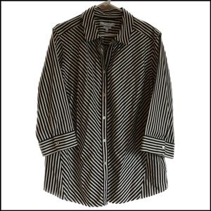 Foxcroft Heritage Non-Iron Tunic